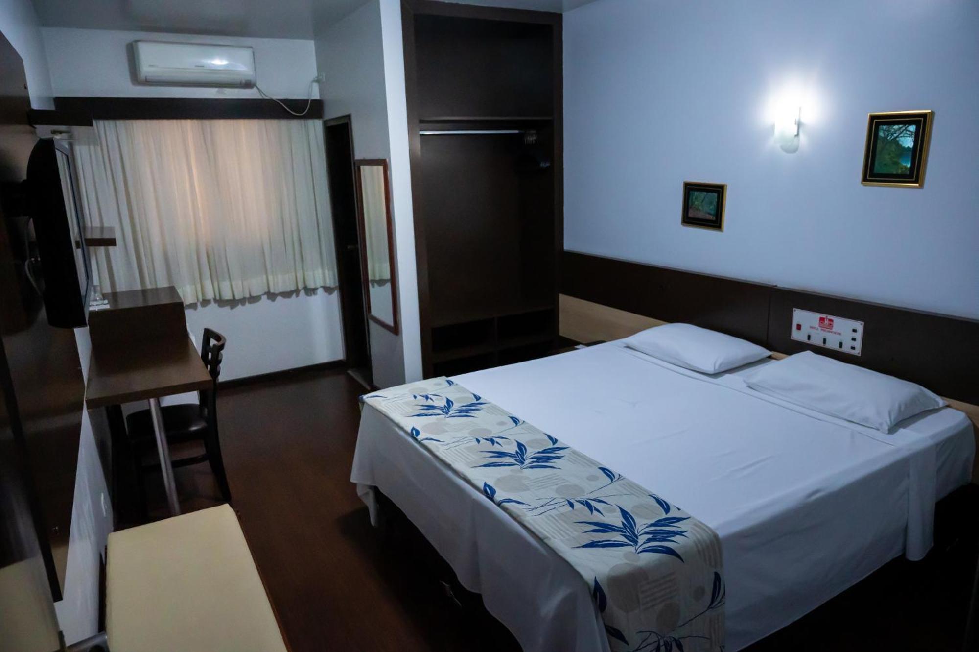 Hotel 365 库亚巴 外观 照片