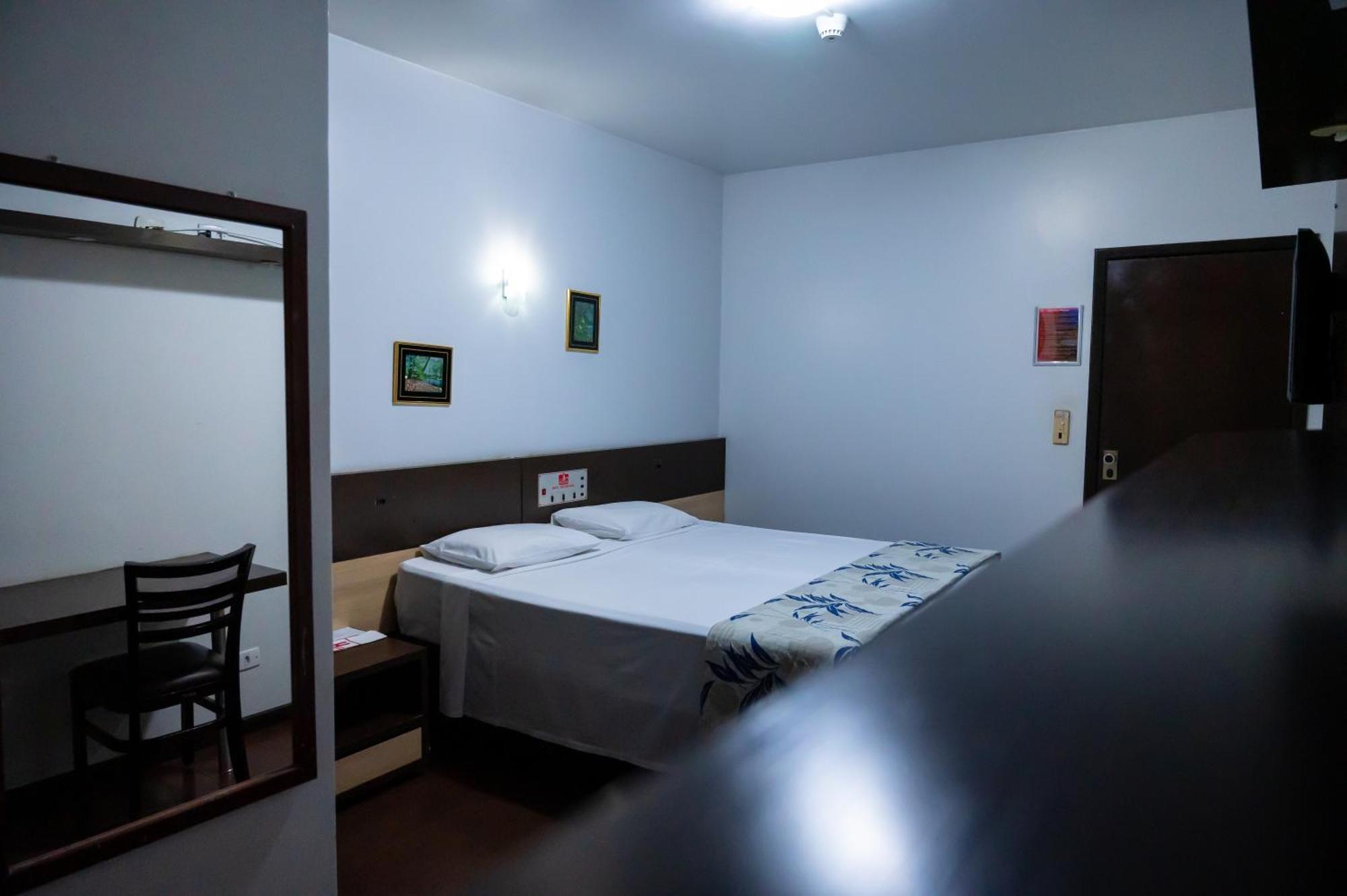 Hotel 365 库亚巴 外观 照片
