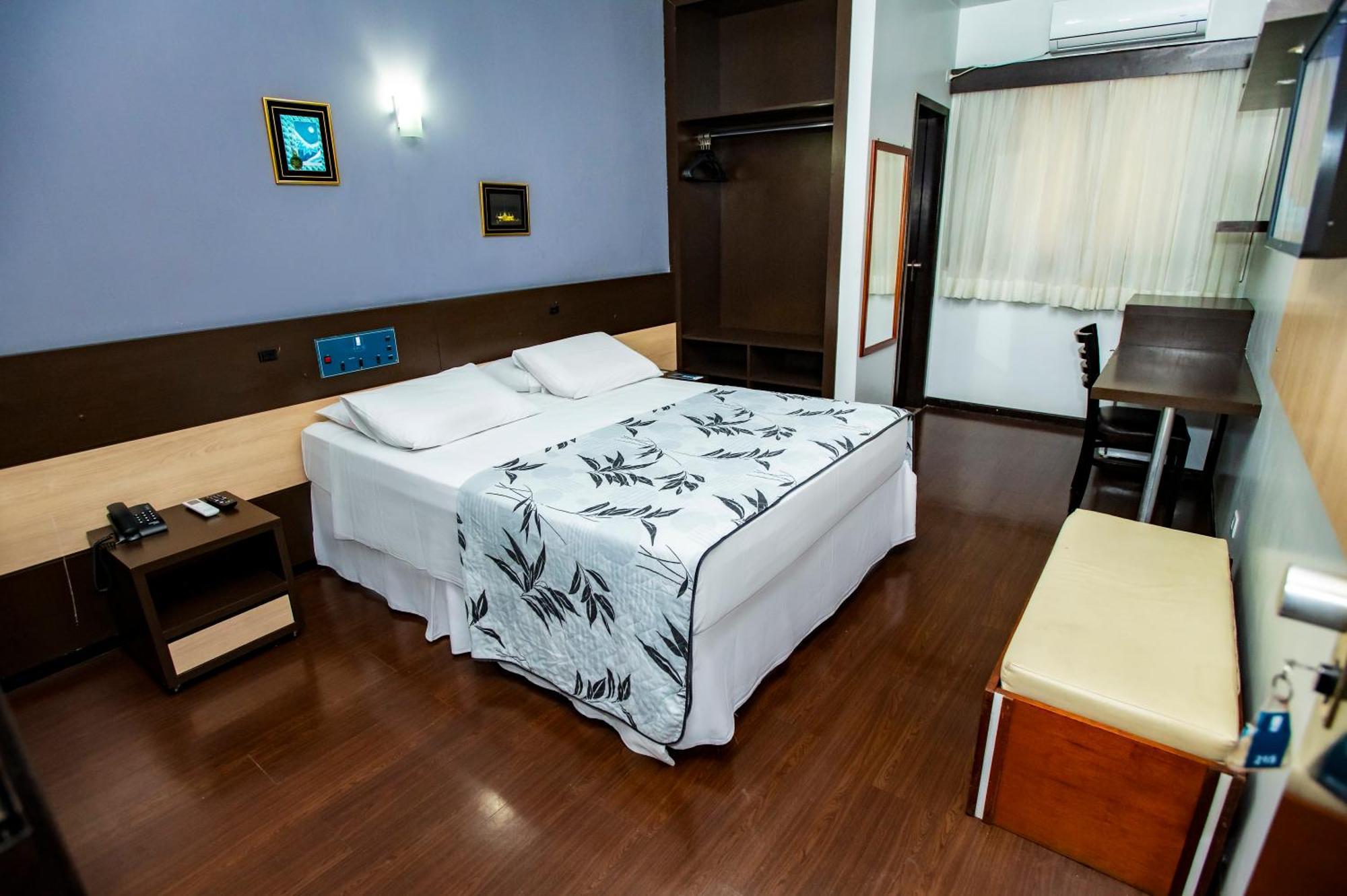 Hotel 365 库亚巴 外观 照片