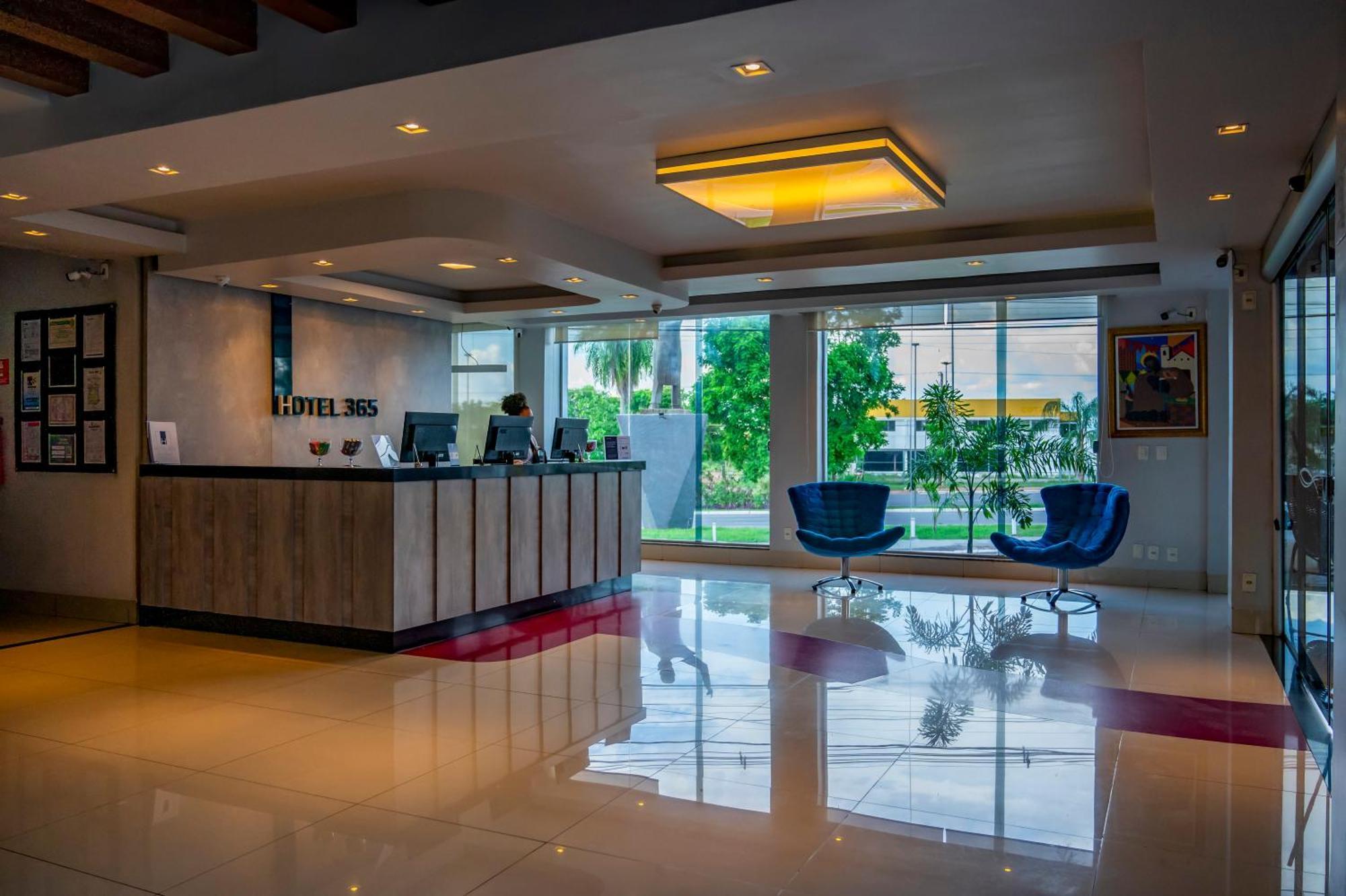 Hotel 365 库亚巴 外观 照片