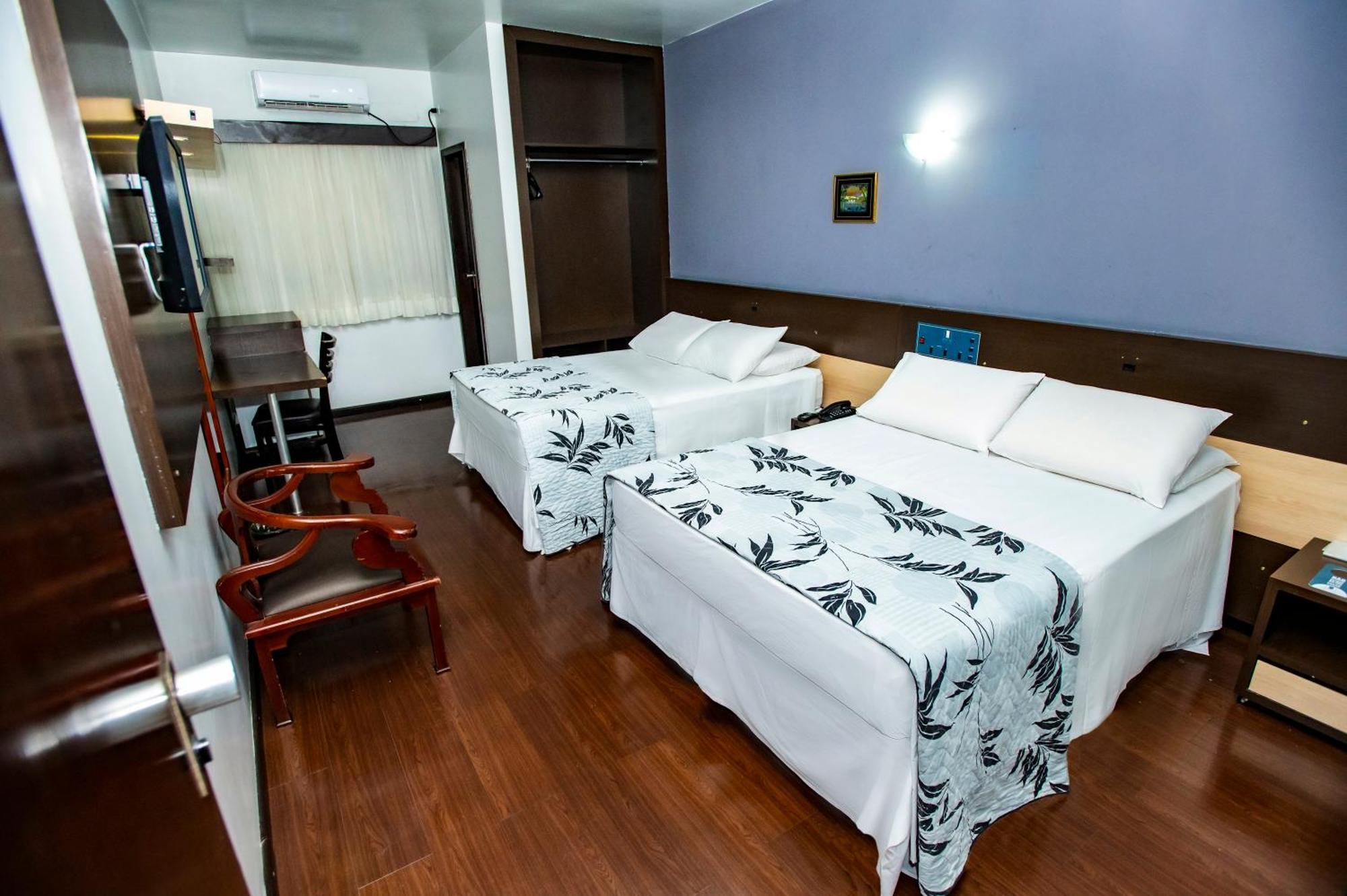 Hotel 365 库亚巴 外观 照片